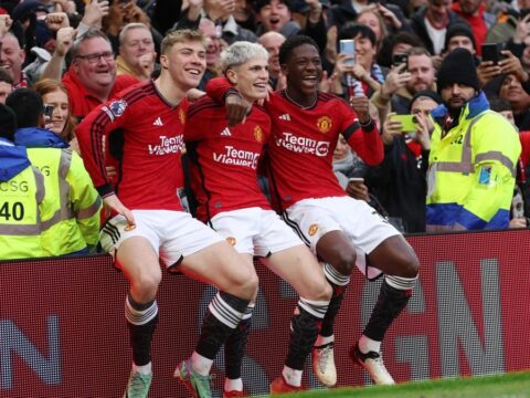 Manchester United menang 3-0 atas West Ham pada laga pekan ke-23 Premier League musim 2023/2024, Minggu (4/2/2024) malam WIB. Setan Merah layak menang karena tampil apik pada pertandingan di Old Trafford .